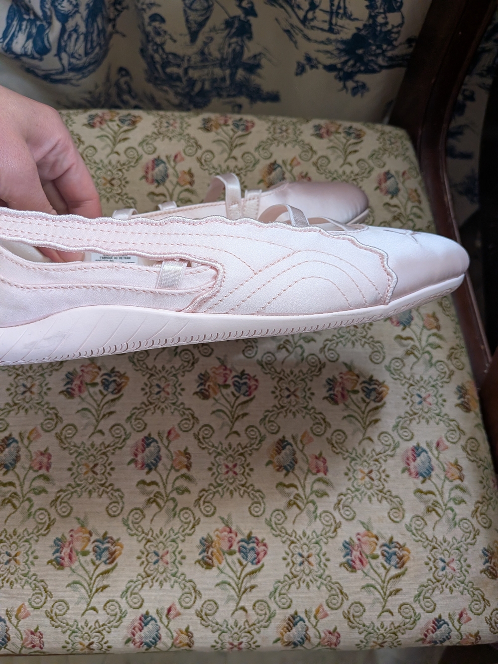 PUMA Women’s Pink Ballet Flat Sneakers Speed Cat Satin - Picture 4 of 5